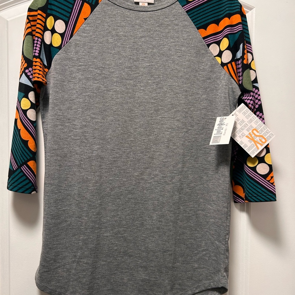 New with tags Lula Roe knit tee XS
